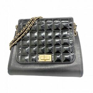 CHANEL Black Lambskin Leather Shoulder Bag